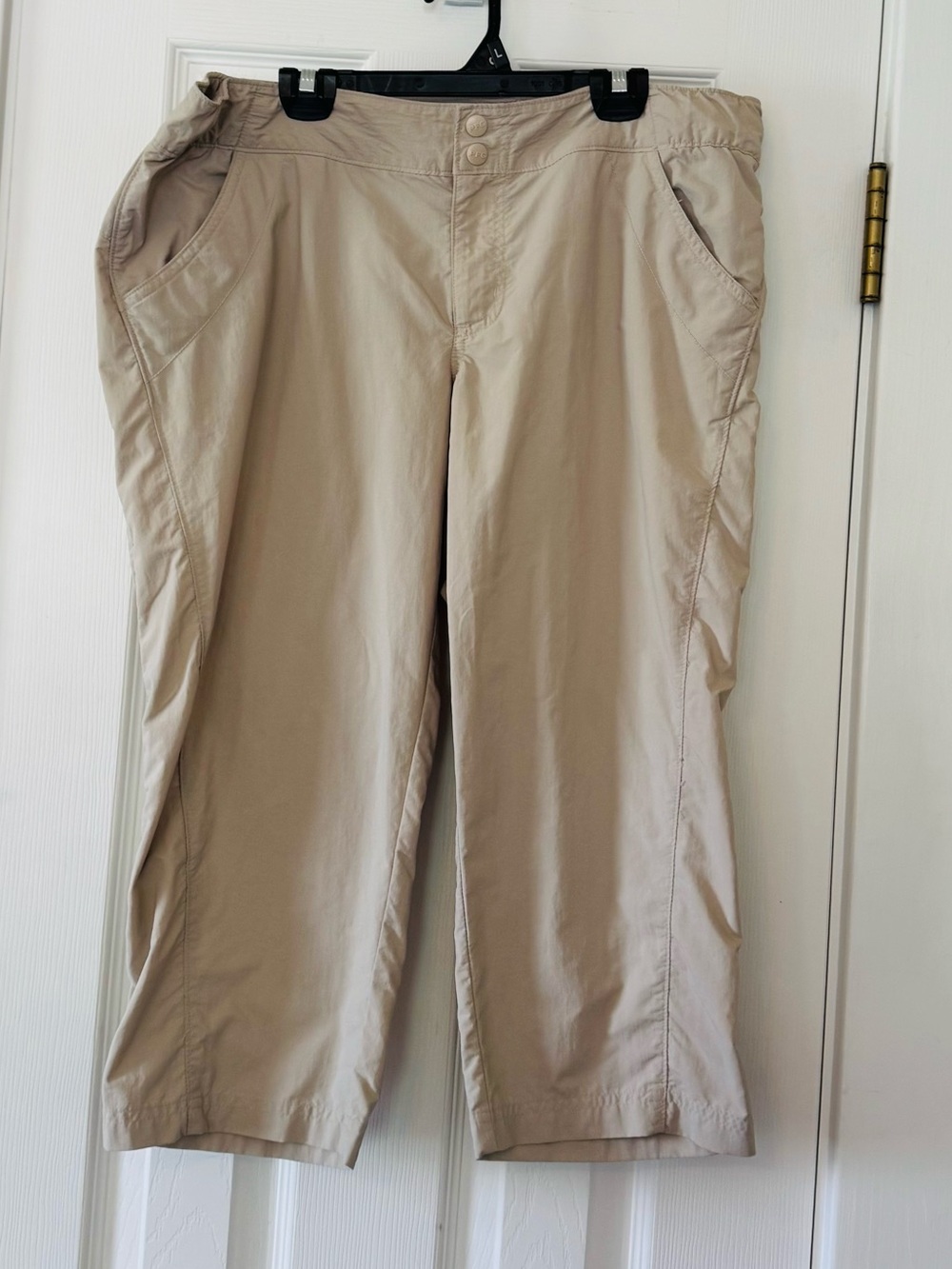 Columbia PFG Fishing Shorts Men’s Medium Khaki Tan Outdoor Performance